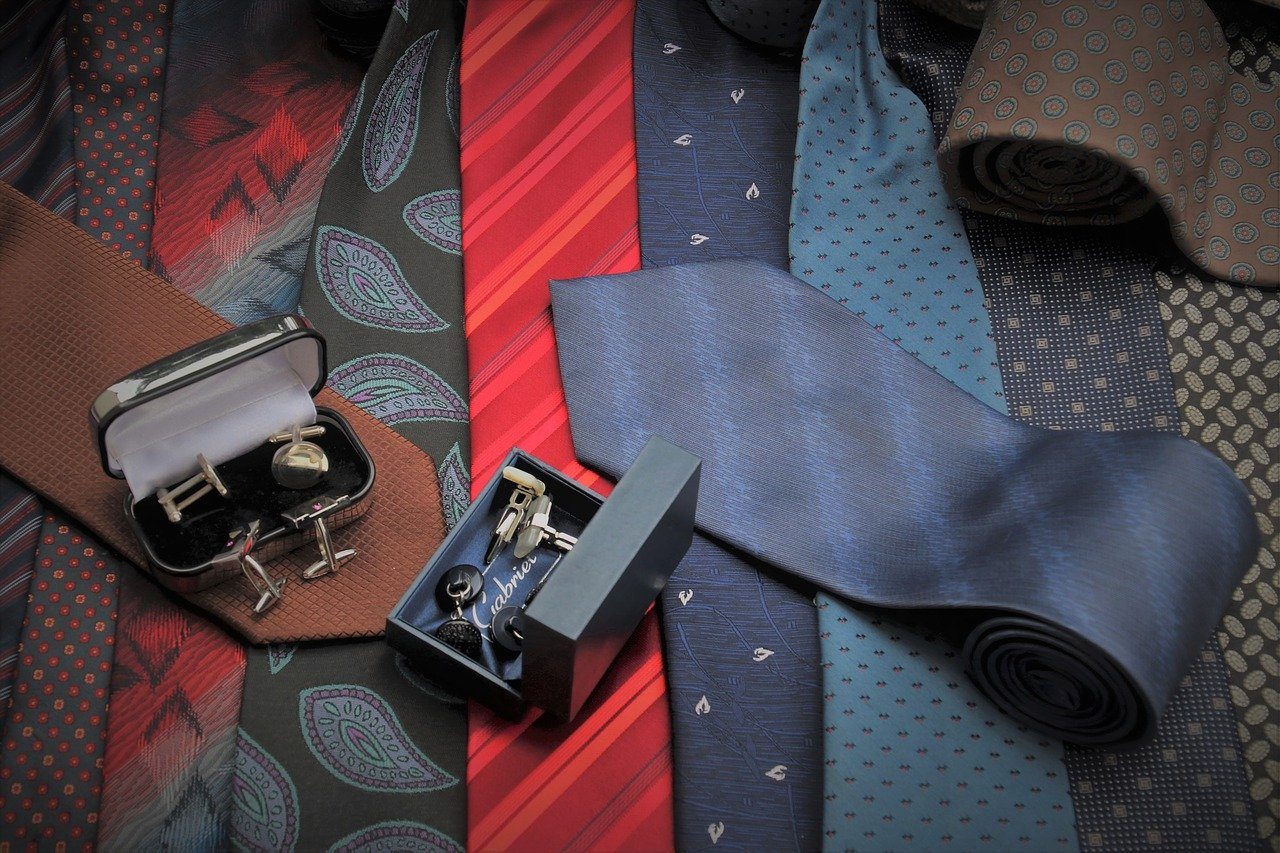 Stay Organised with Cufflink Storage Boxes